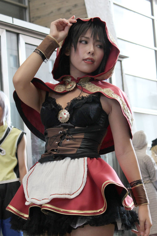 Illustration for article titled TGS Cosplay Gallery - Part Two